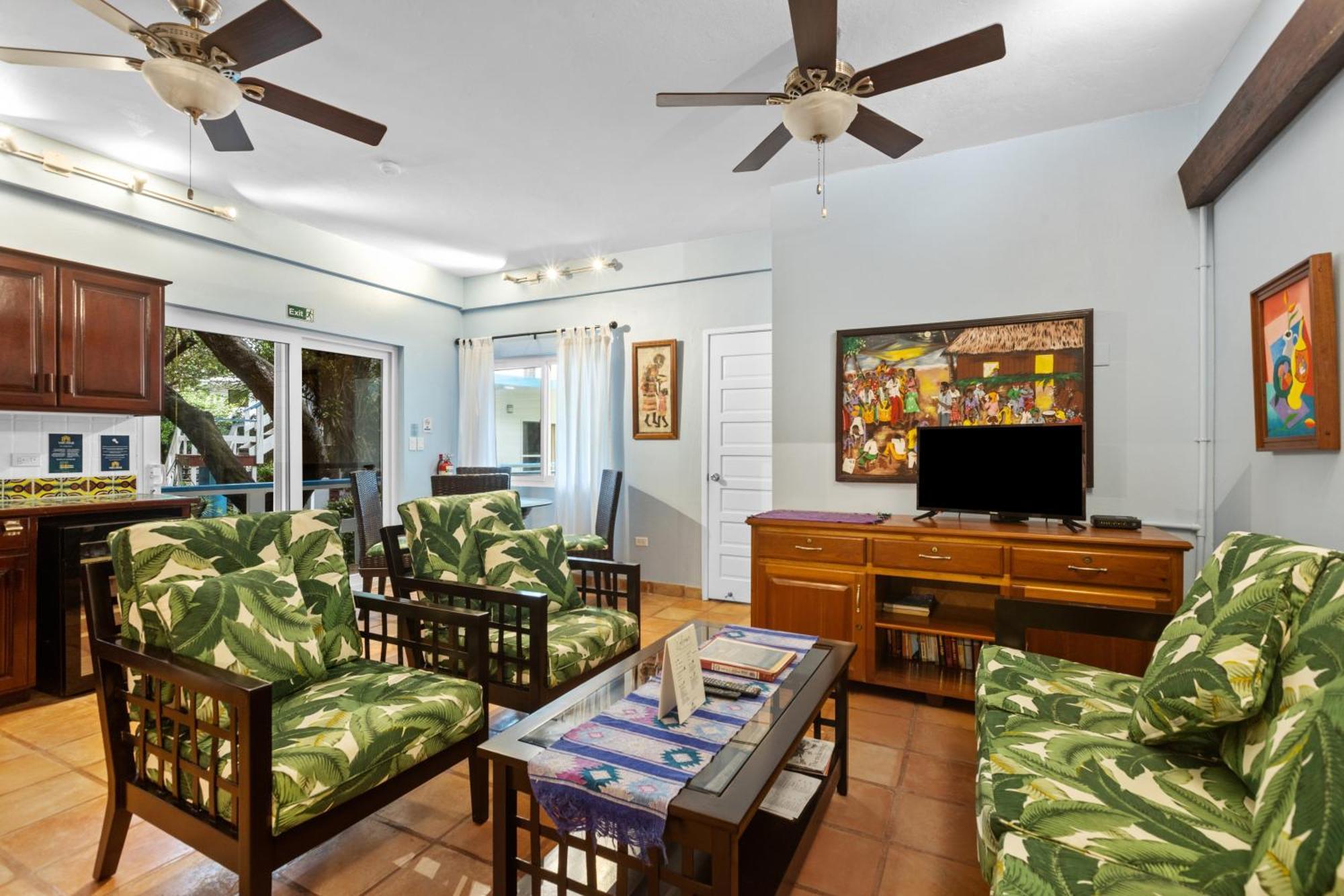 Condo #24 @ Beachside Villas Placencia 外观 照片